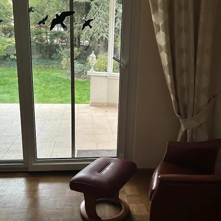 Steps From Basel And Train Spacious 120 M2 In Louis With Terrace And Garden Apartamento